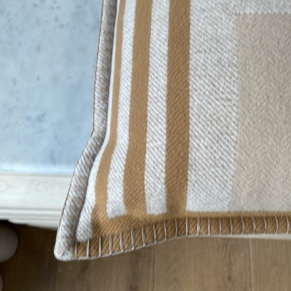 AUTHENTIC Hermes Ithaque Pillow Sold as a PAIR new w dust bags &original receipt - Picture 9 of 13